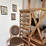 Отель The Literary Man 4*