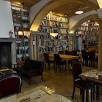 The Literary Man 4*