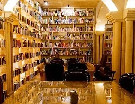 The Literary Man Hotel Obidos