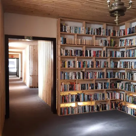 The Literary Man 4* Obidos