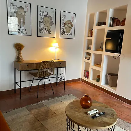 The Literary Man Hotel