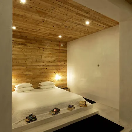 The Literary Man Hotel