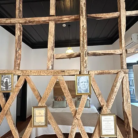 The Literary Man Hotel