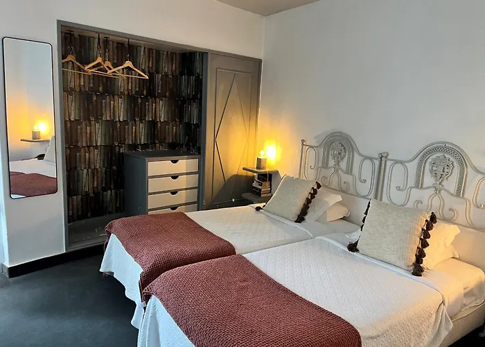 The Literary Man Óbidos