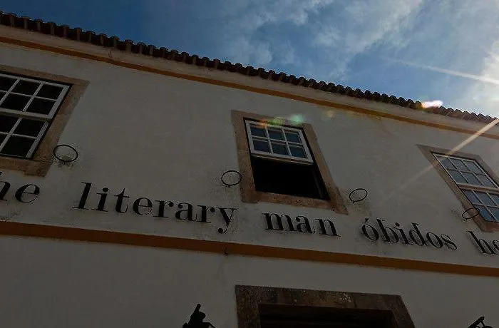 Hotell The Literary Man Óbidos