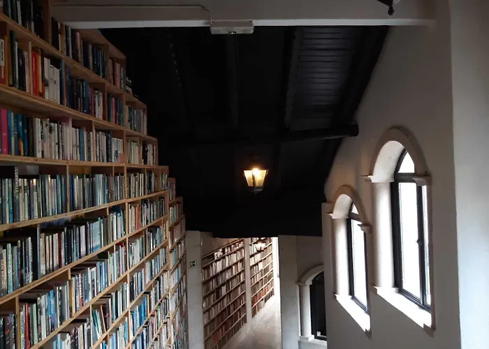 文人奥比多斯旅馆 酒店 4*