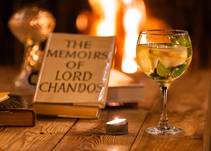 The Literary Man Óbidos