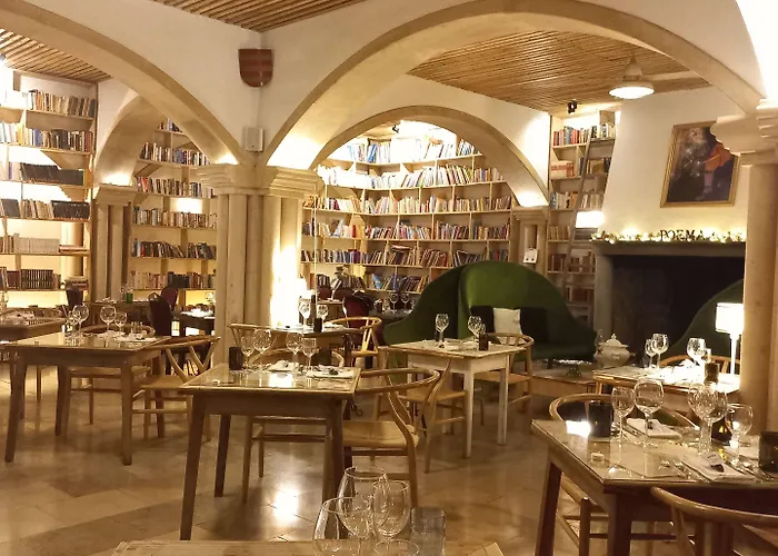 文人奥比多斯旅馆 酒店 4*